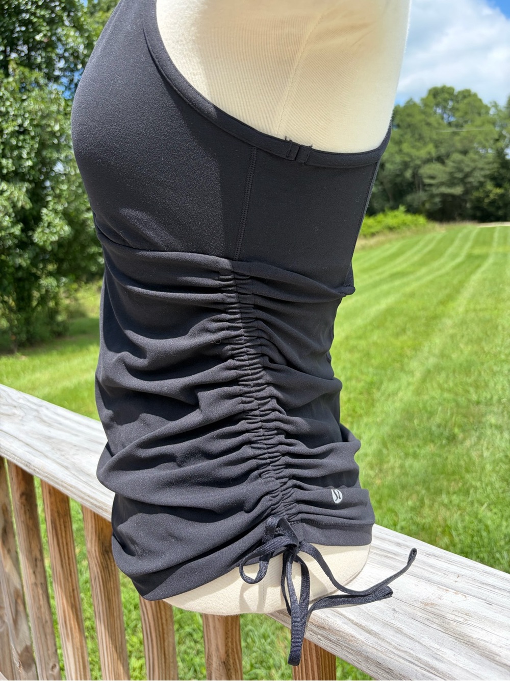 Lululemon Full Freedom Tank Mesh RacerBack Black Size 8 Strappy Sides No Pads - Picture 5 of 11